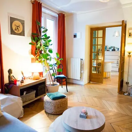 Spacious, Modern, Equipped Apt In Republique Apartman Párizs